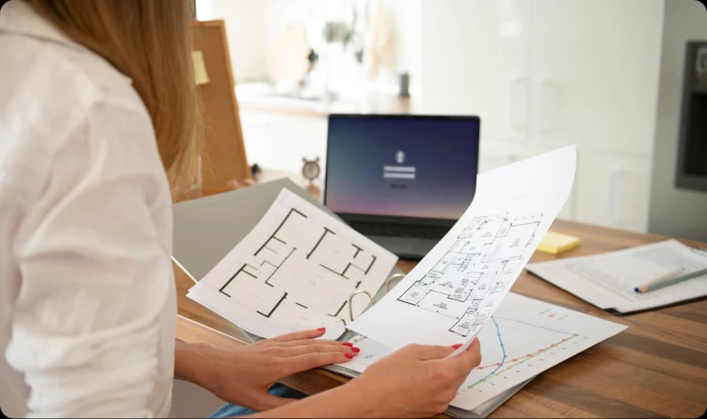 Dvaja ľudia sa dahadujú na zmluve