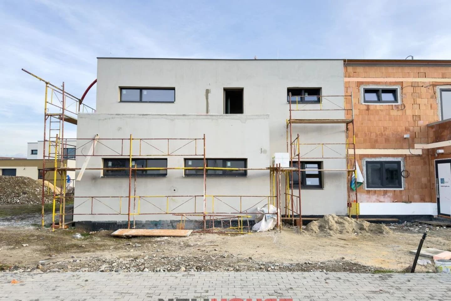 Novostavba 5-izbového rodinného domu (RD1) na pozemku 378 m2 v novej lokalite