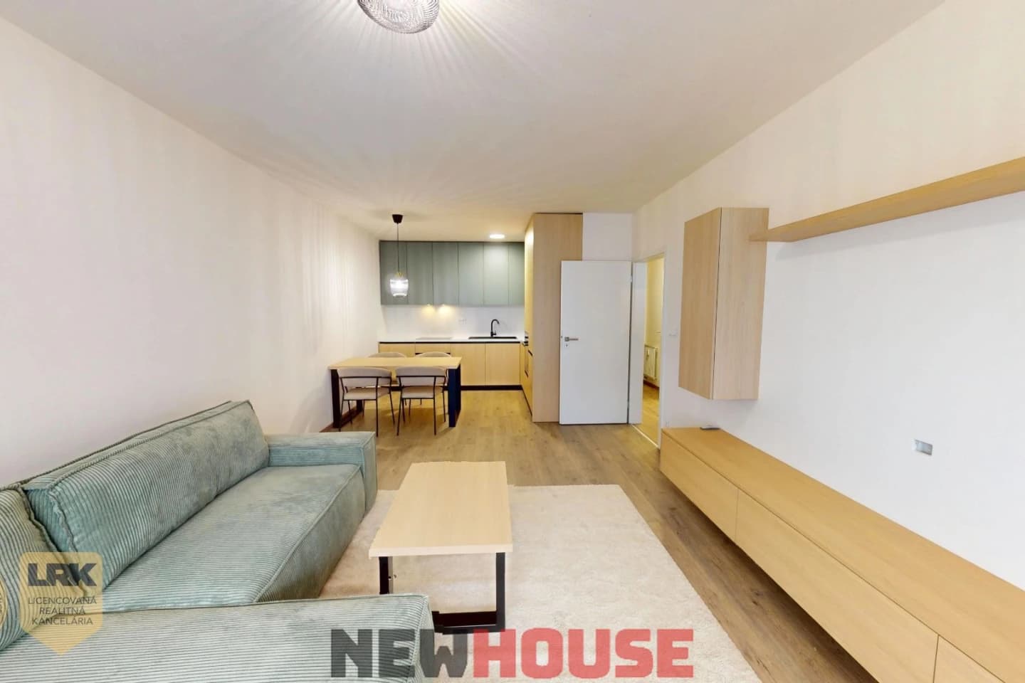 Na prenájom dizajnový 2 izbový byt s parkovacím miestom, veľkou murovanou pivnicou v Trenčíne na ul.Halalovka