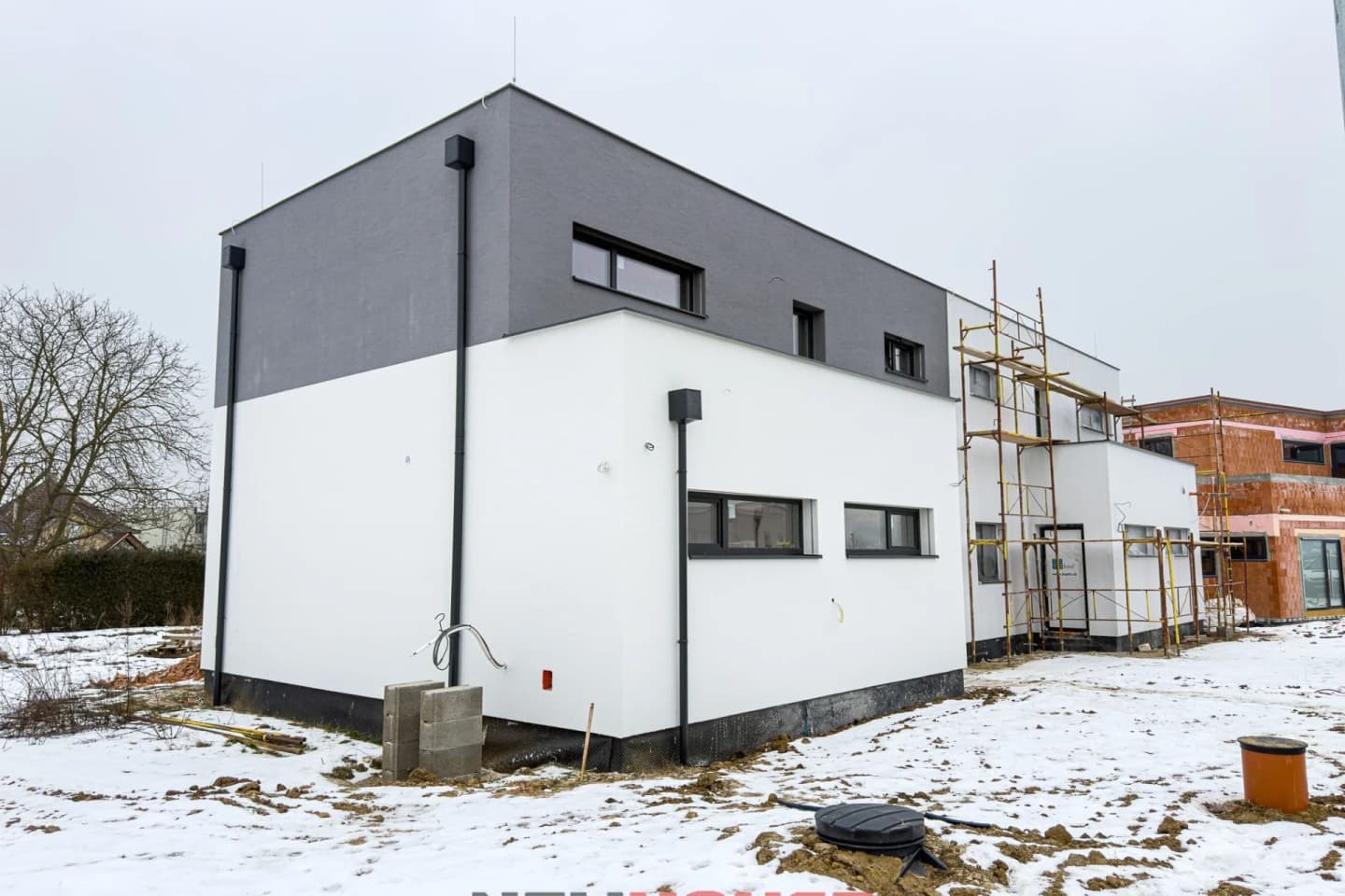 Novostavba 5-izbového rodinného domu (RD1) na pozemku 378 m2 v novej lokalite